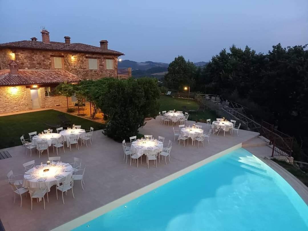 Agriturismo Fattoria Di Monticello San Venanzo Exterior foto